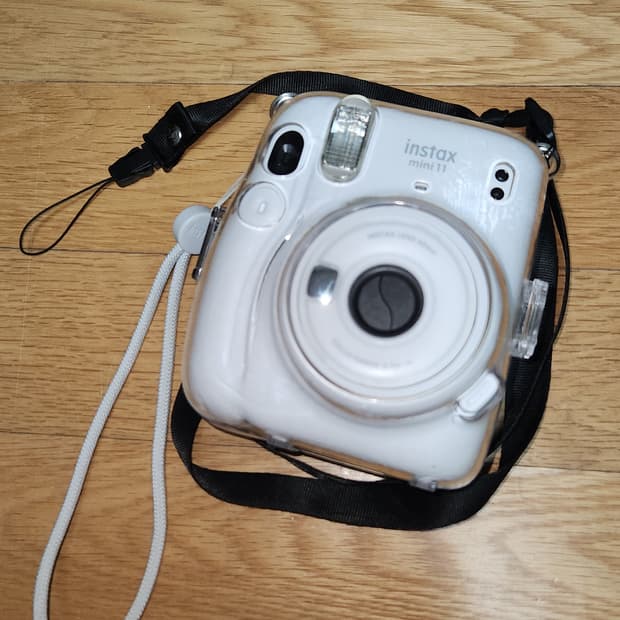 후지필름 인스탁스 미니11 화이트 즉석 카메라