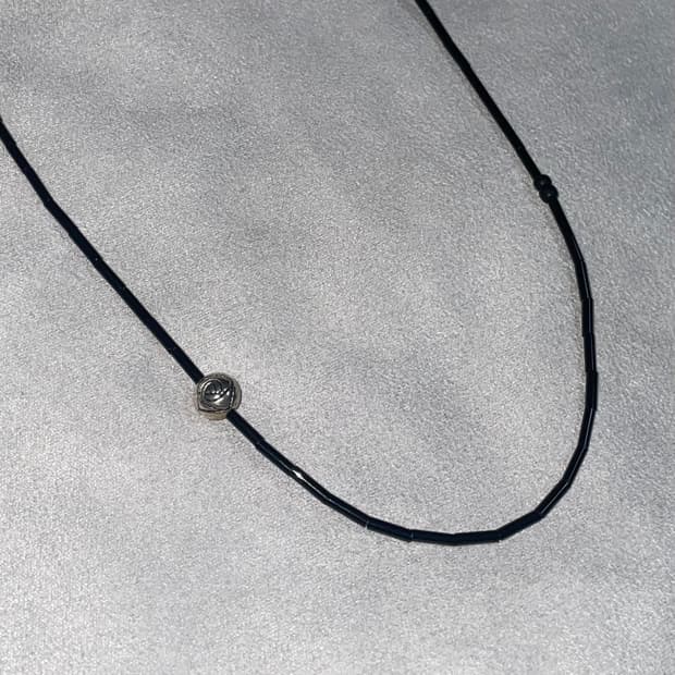 CUTe rose Vintage Necklace