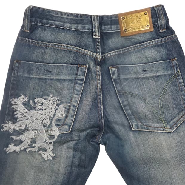 ​D&G 사자 자수 빈티지 워싱 데님