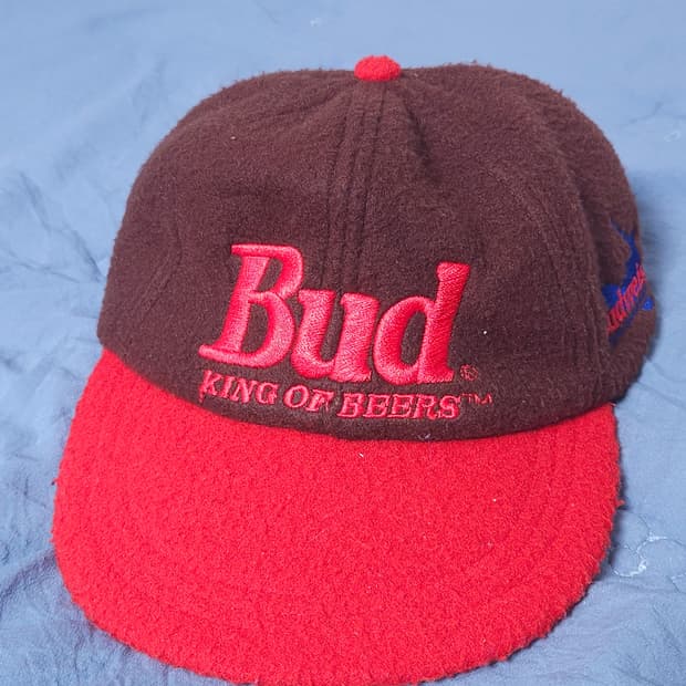 Budweiser The King of Beers Cap