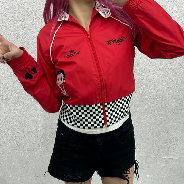 아디다스 X 베티붑 체커보드 레드 자켓 90
