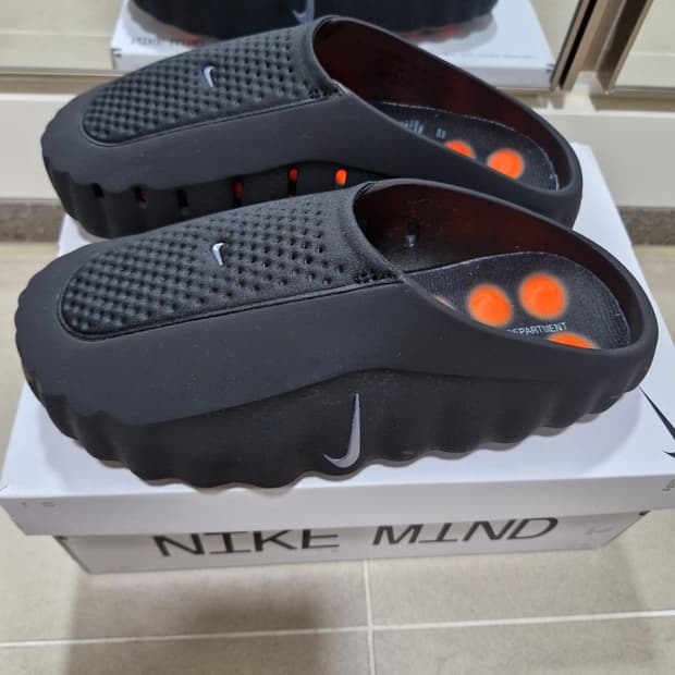 나이키 마인드001   270사이즈