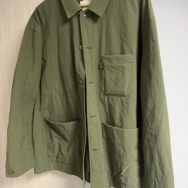 포터리 나일론 워크자켓 올리브 3사이즈 판매합니다