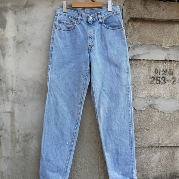 00’s 550 Vintage Levi's