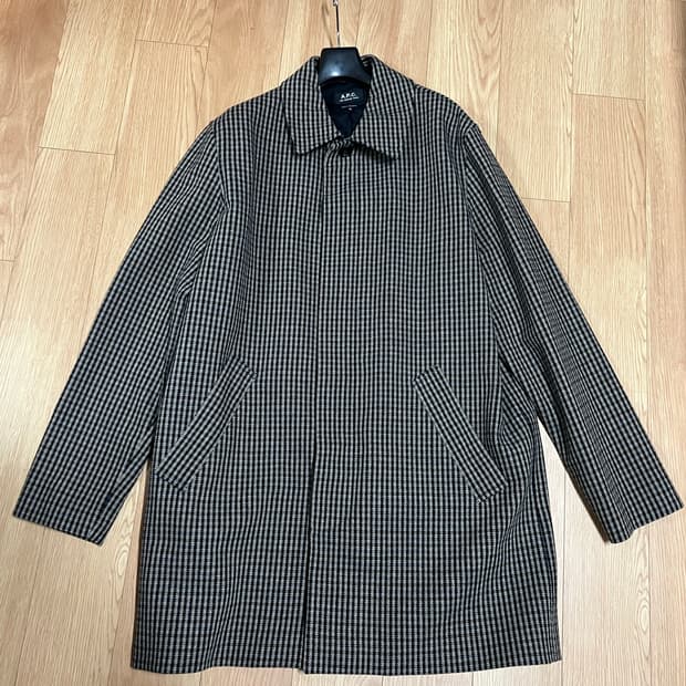 아페쎄  체크 울코트