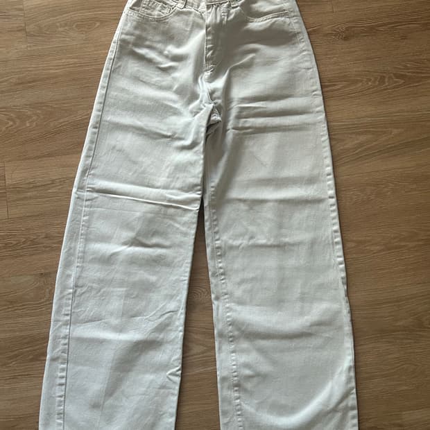 사계절 하이웨스트 화이트데님팬츠