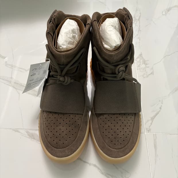 이지부스트 750 브라운