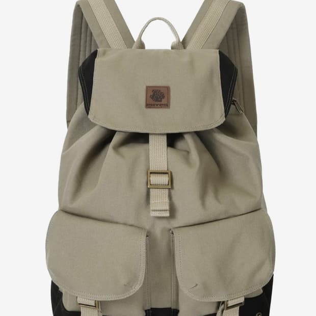 핍스 버클 백팩 카키베이지 피지컬 에듀케이션 디파트먼트