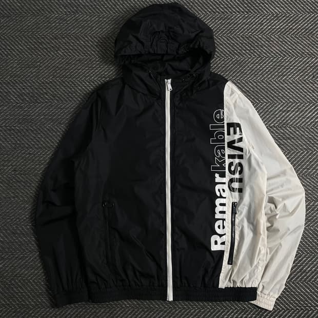 에비수 빅로고 배색 경량 바람막이 자켓o 3911