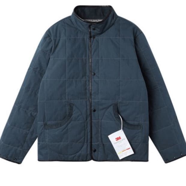 예스아이씨 padded jacket navy