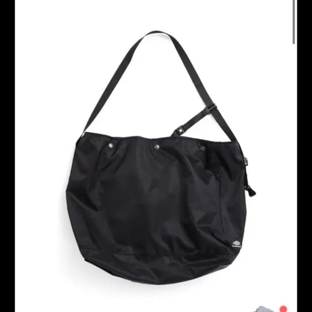 해칭룸 디키즈 Wavy Messenger Bag Black