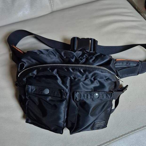 요시다포터 블랙 숄더백