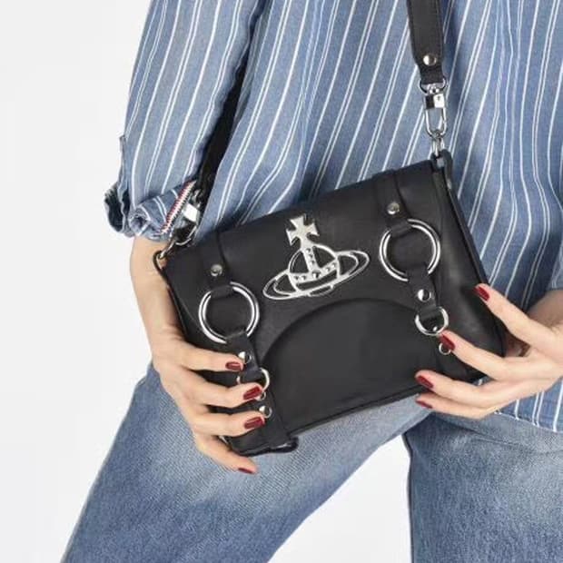 vivienne westwood 베티 미니 사첼백