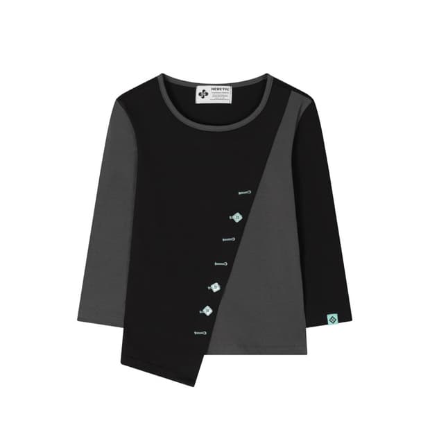 구해요) 헤레틱 버튼 크로스 티셔츠 button cross t-shirt