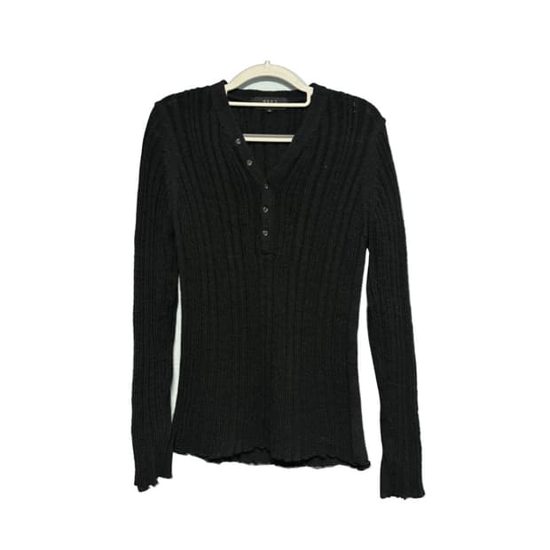 빈티지 버튼 브이넥 니트