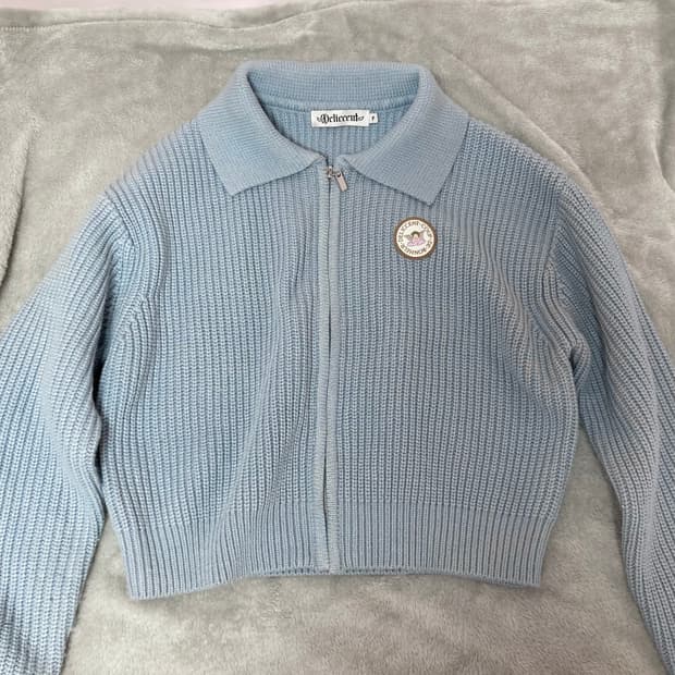 델리센트 카라 니트 집업
