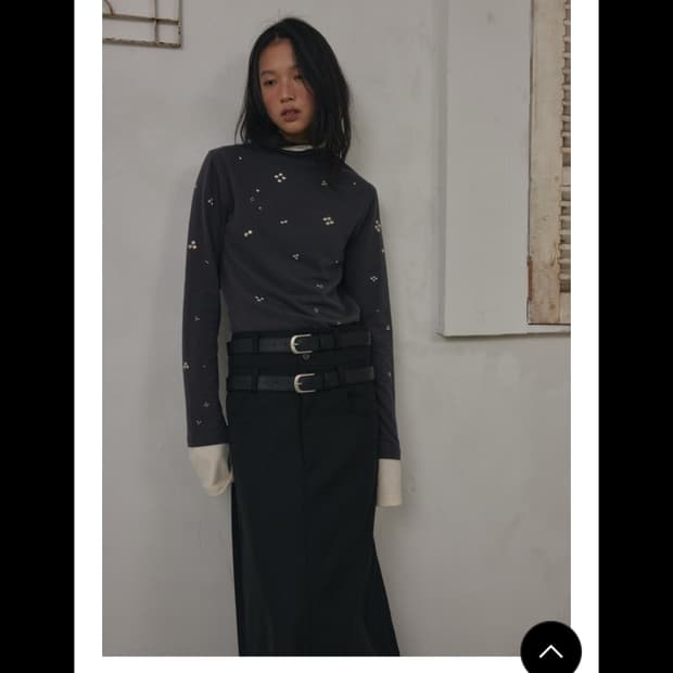 아우어솔티 레거시 하이넥티셔츠(새상품)