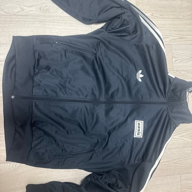 오아시스 트랙탑