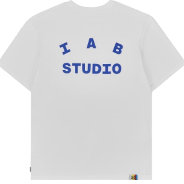 아이앱스튜디오 10주년 화이트 XL