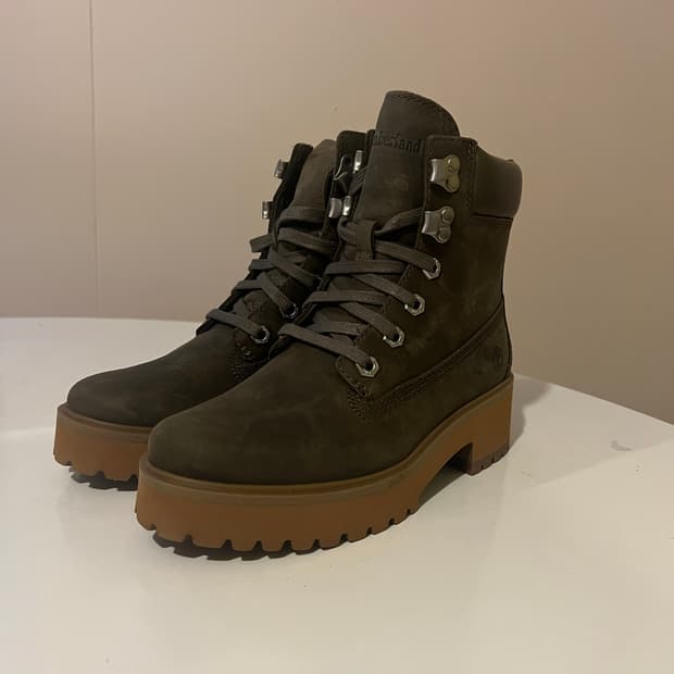 팀버랜드 스웨이드 앵클 부츠