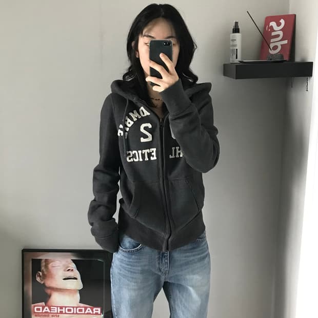 아베크롬비 중앙 자수 로고 차콜 후드집업