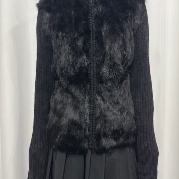 rabbit fur detail knit zipup