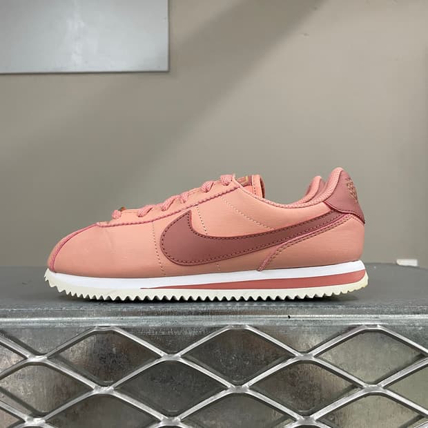 나이키 코르테즈 캐년 핑크 225 (gr-5593)