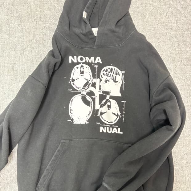 뉴매뉴얼 후드티