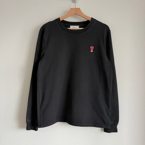 아미(ami) 스웻 셔츠