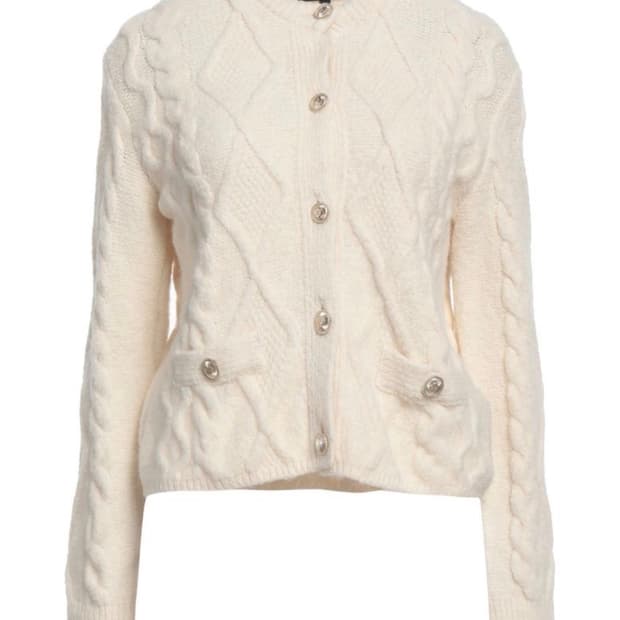 마쥬 금장 로고 버튼 가디건