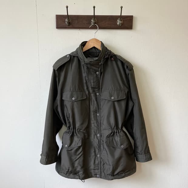 이세이 미야케 화이트라벨 필드 자켓 (남녀 공용)