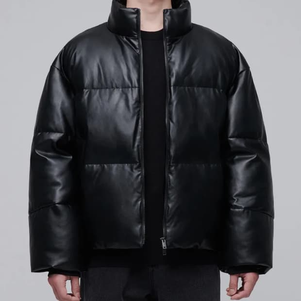 무신사스탠다드 신세틱 레더 푸퍼 숏 패딩 재킷 [블랙]