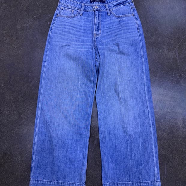 홀리스터 하이라이즈 큐롯 중청 워싱 데님팬츠 27