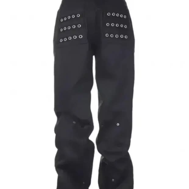 비엑세스 Eyelet Button Black Jeans