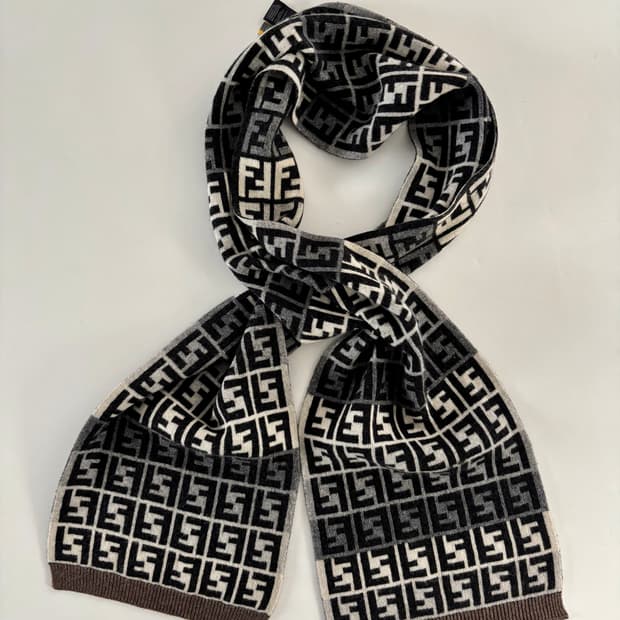 Fendi 펜디 FF 로고 주카 패턴 울 캐시미어 머플러