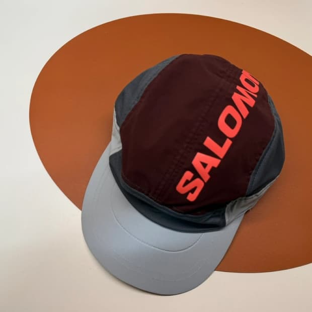 살로몬 트레일 캡 모자 버건디/그레이