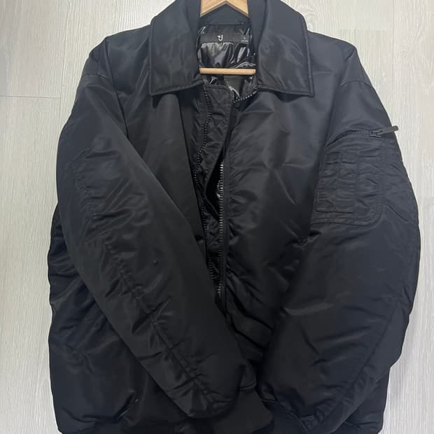 유니클로 질샌더 MA-1