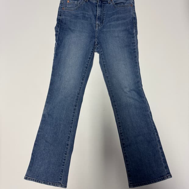 여성 게스 Guess 21년도 슬림 부츠컷 데님팬츠 25.9인치