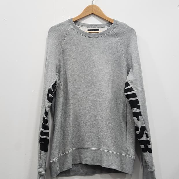 [M] 나이키 SB 맨투맨 회색 남성 M사이즈