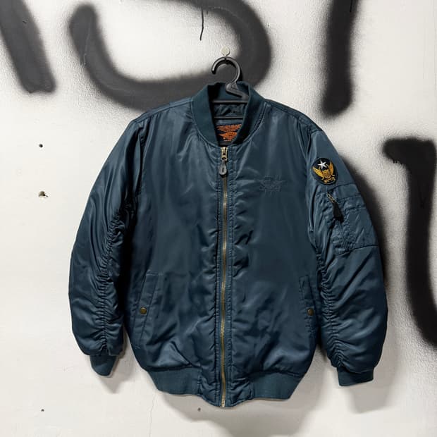 Captain Wevic USA 퀼티드 Ma-1 플라이트 봄버 자켓