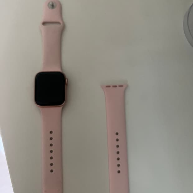 애플워치 se2 40mm gps 핑크 팝니다