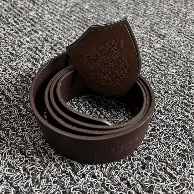 디스퀘어드 Y2K 빅버클 아메카지 레더 벨트 3195