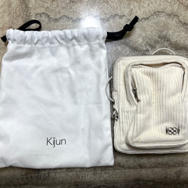 KIJUN 미니백 아이보리