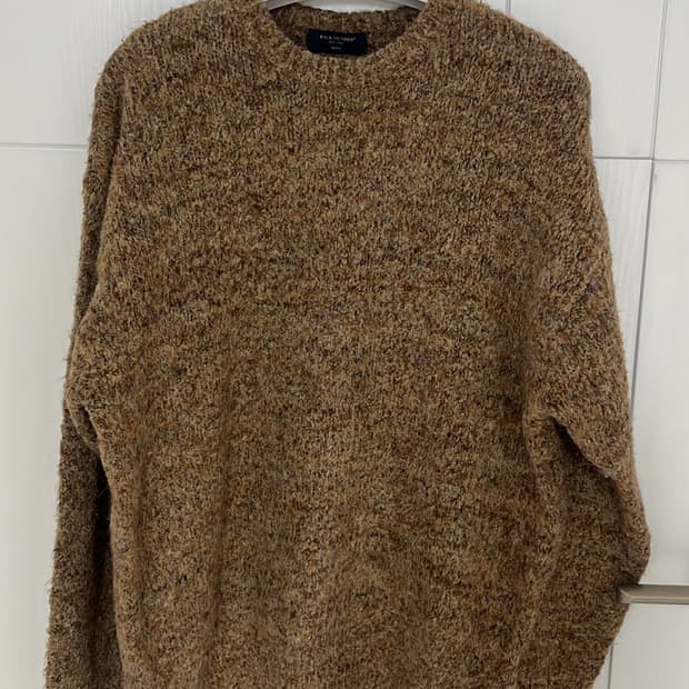 Back number 부클니트 100사이즈 