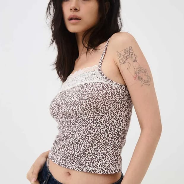 익스파이어드걸 레이스 탱크 아이보리