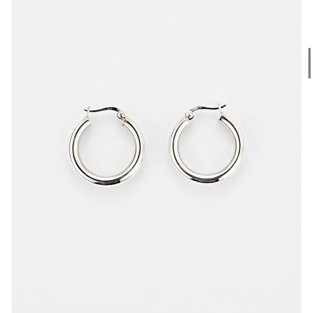 usual me silver hoop earrings 2
