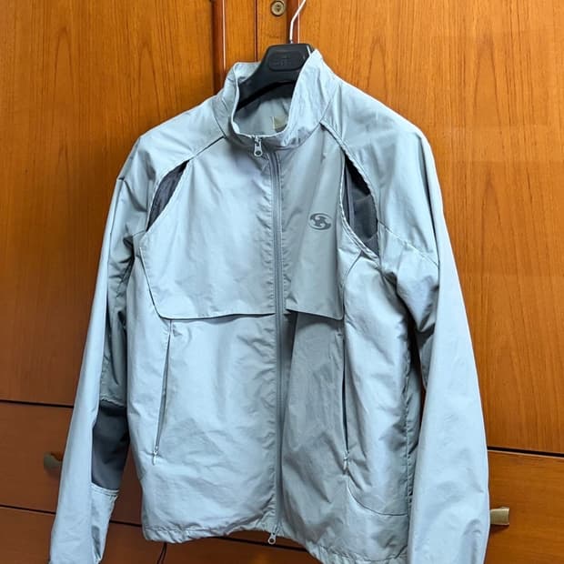 산산기어 슬래쉬 슬릿 자켓 차콜 23SS