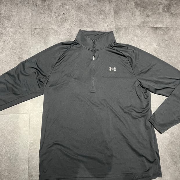 언더아머 반집업 XL