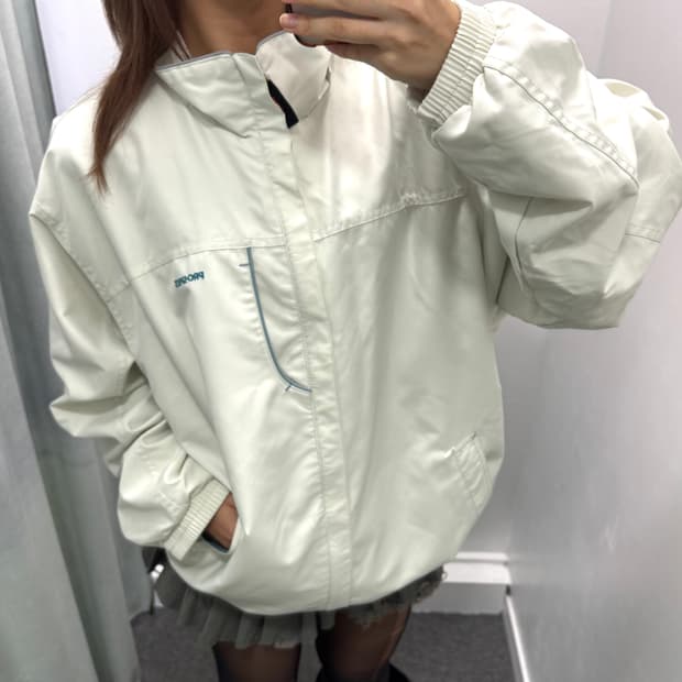 프로스펙스 아이보리 점퍼