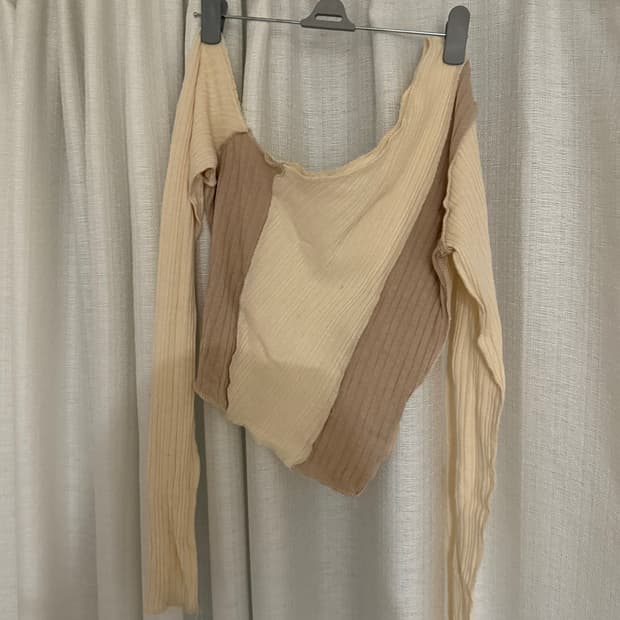 빈티지 바디스투핏 나시,언발란스 니트 티셔츠 세트